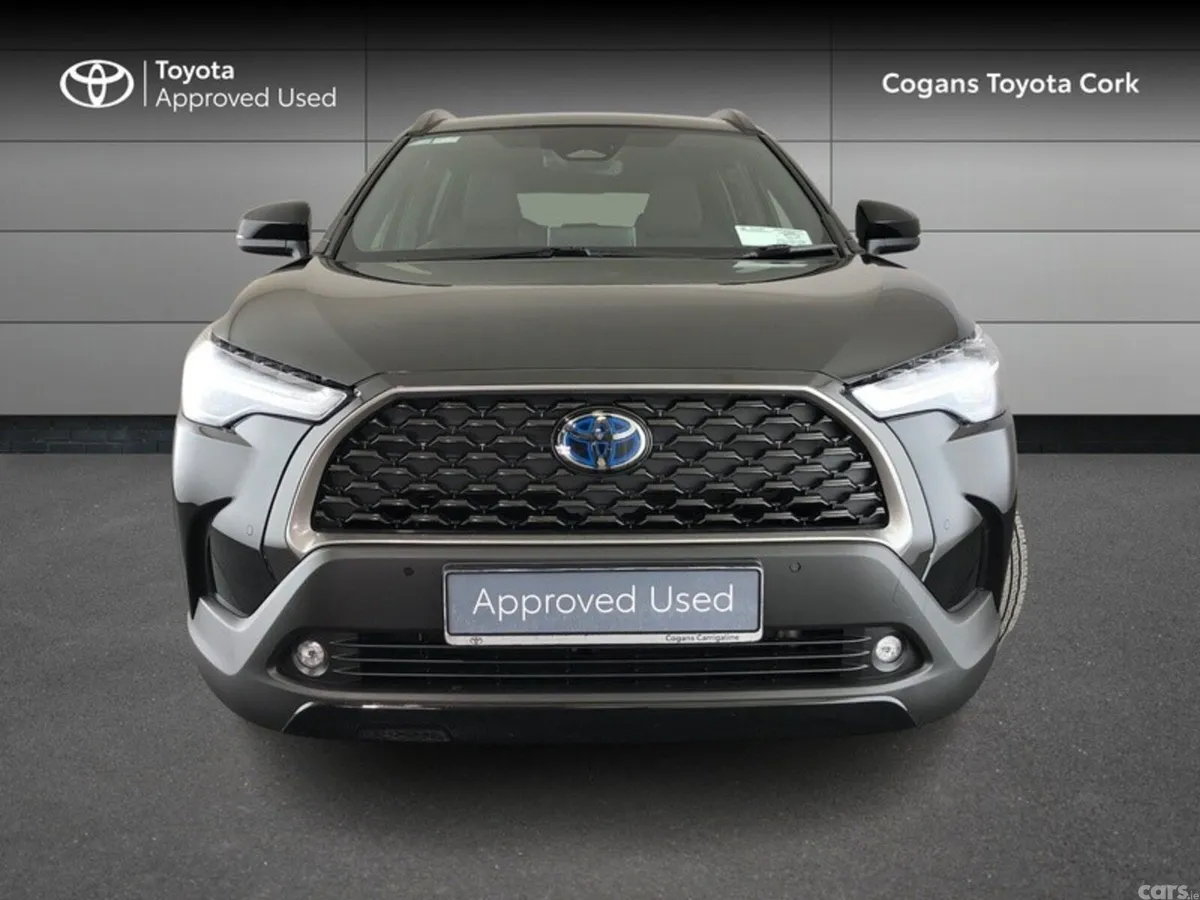 Toyota Corolla Cross Hatchback, Petrol Hybrid, 2024, Black