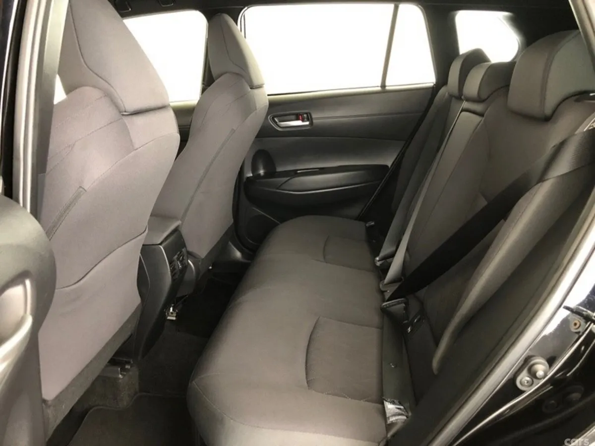 Toyota Corolla Cross Hatchback, Petrol Hybrid, 2024, Black