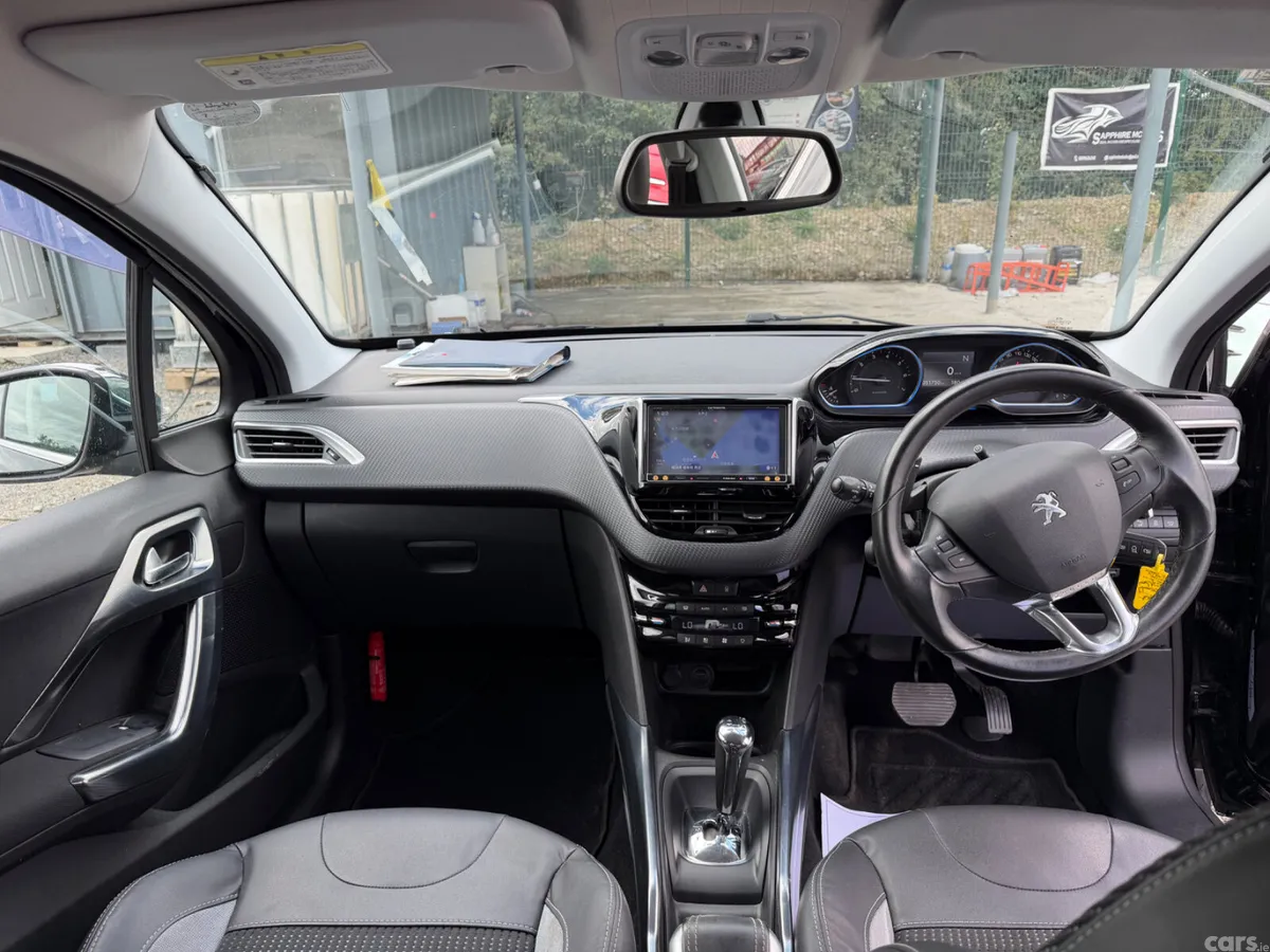 Peugeot 2008 Hatchback, Petrol, 2014, Black