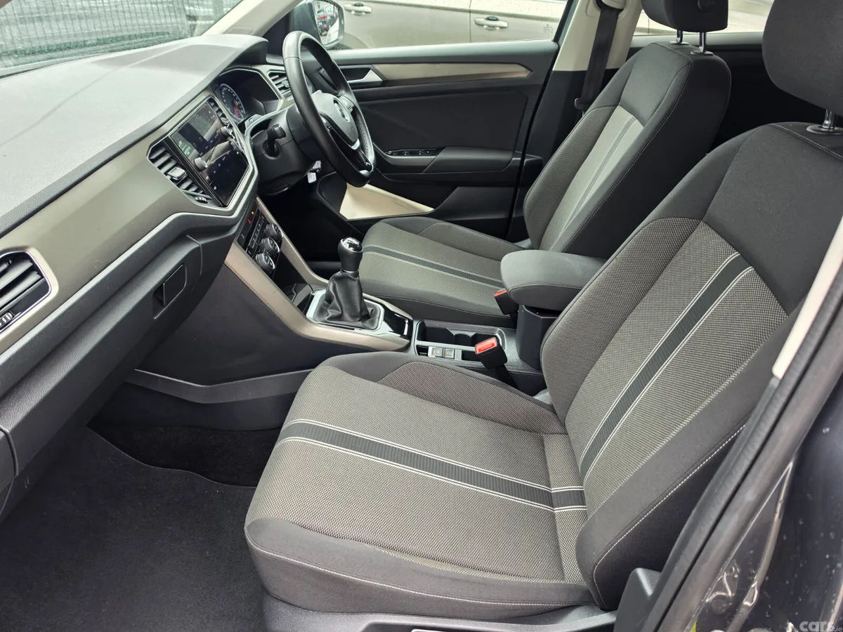 Volkswagen T-Roc SUV, Diesel, 2021, Grey