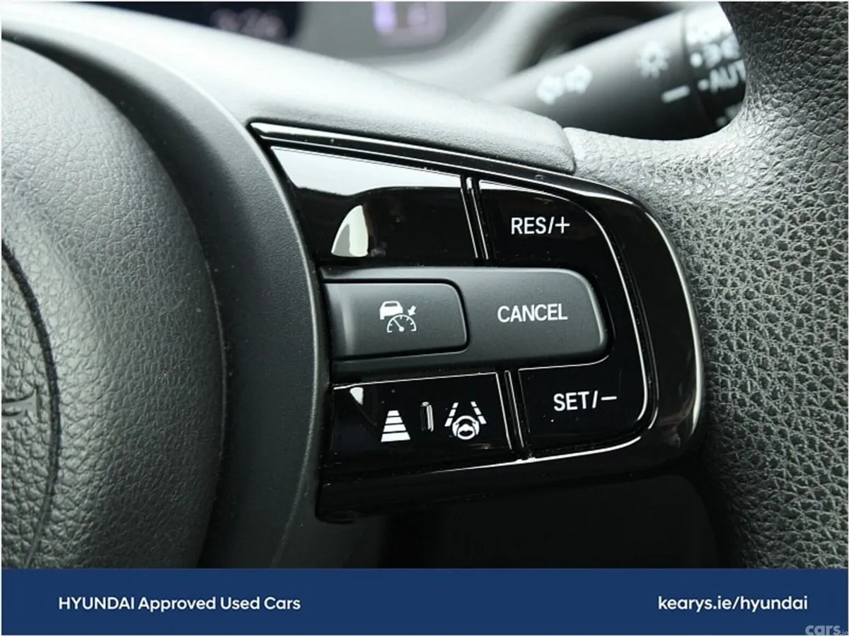 Honda Fit Hatchback, Petrol Hybrid, 2023, Silver