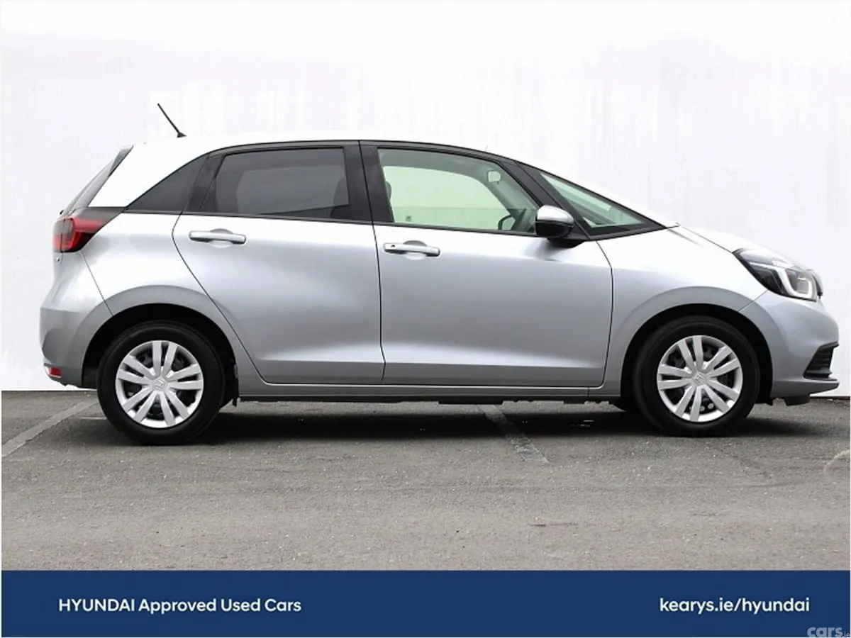 Honda Fit Hatchback, Petrol Hybrid, 2023, Silver