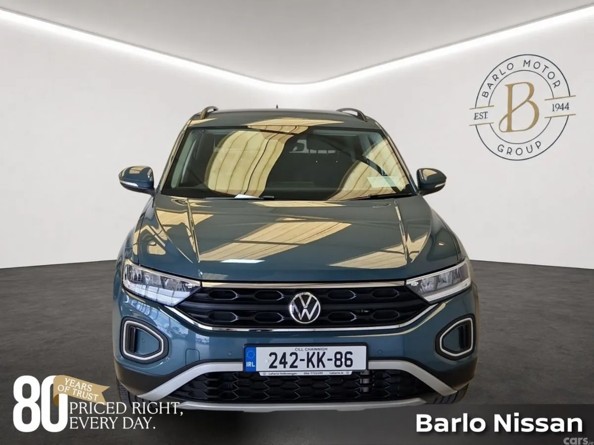 Volkswagen T-Roc SUV, Diesel, 2024, Blue