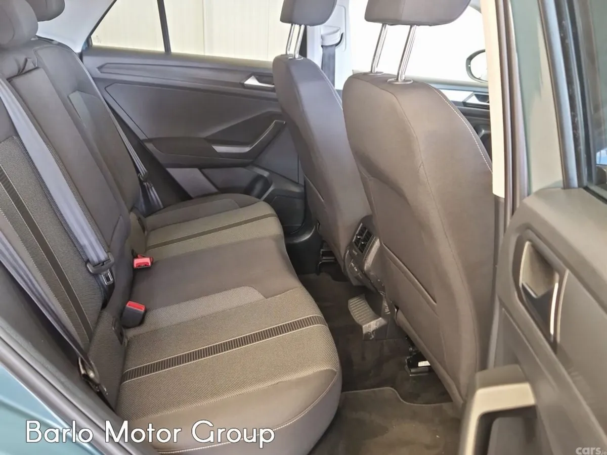 Volkswagen T-Roc SUV, Diesel, 2024, Blue