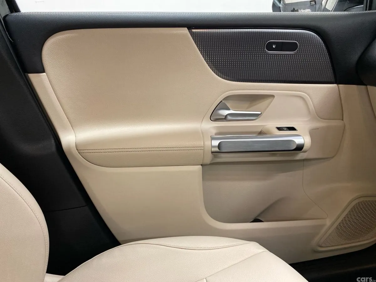 Mercedes-Benz GLB Hatchback, Petrol, 2023, Black
