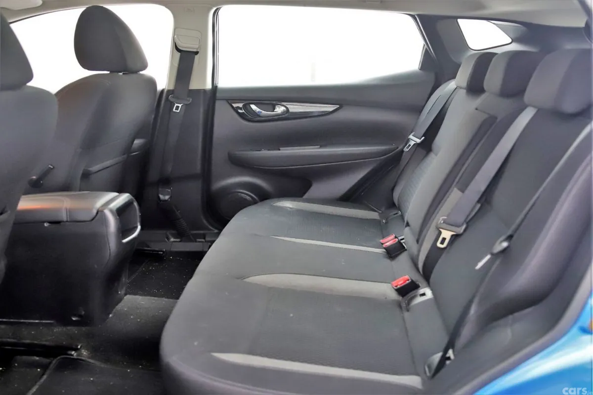 Nissan Qashqai SUV, Petrol, 2021, Blue