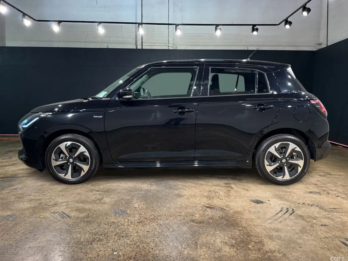 Suzuki Swift Hatchback, Petrol Hybrid, 2024, Black