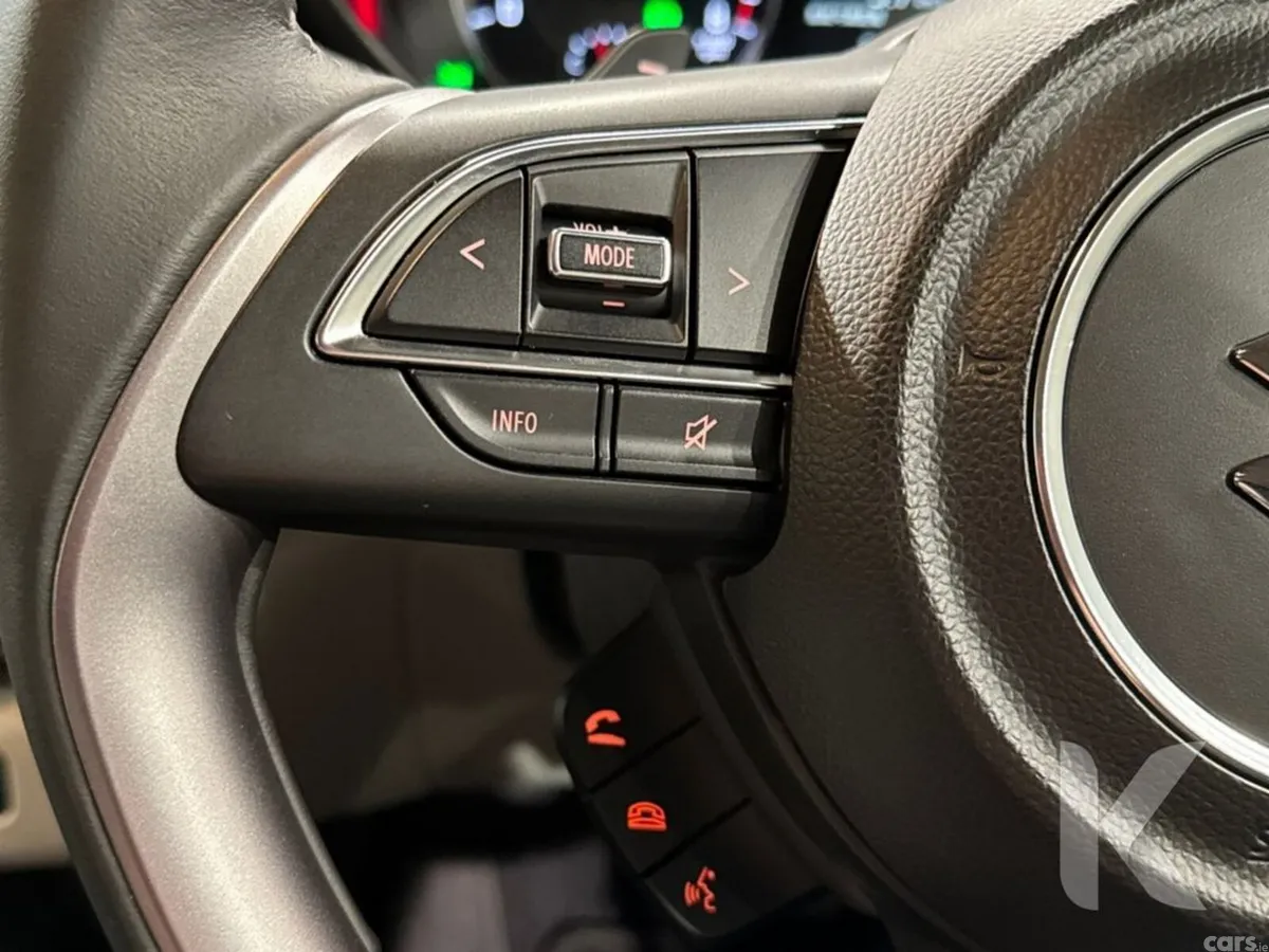 Suzuki Swift Hatchback, Petrol Hybrid, 2024, Black