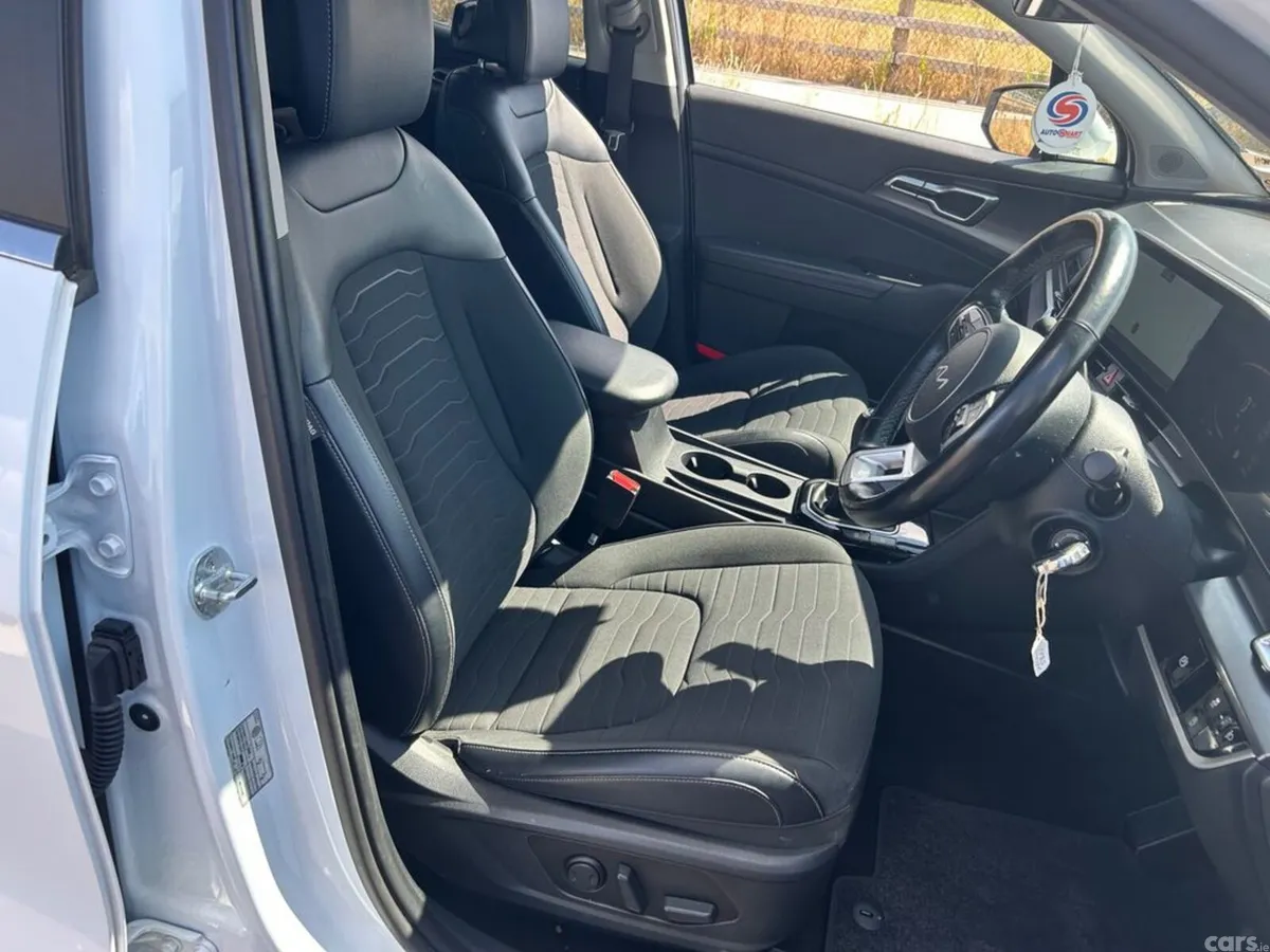 Kia Sportage SUV, Diesel, 2022, White