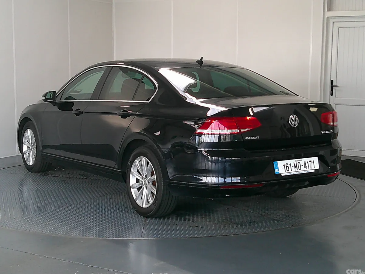 Volkswagen Passat Saloon, Diesel, 2016, Black