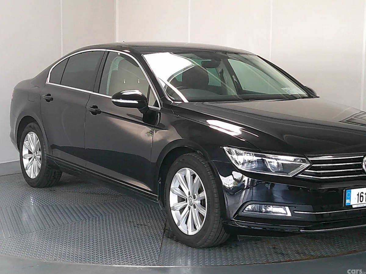 Volkswagen Passat Saloon, Diesel, 2016, Black
