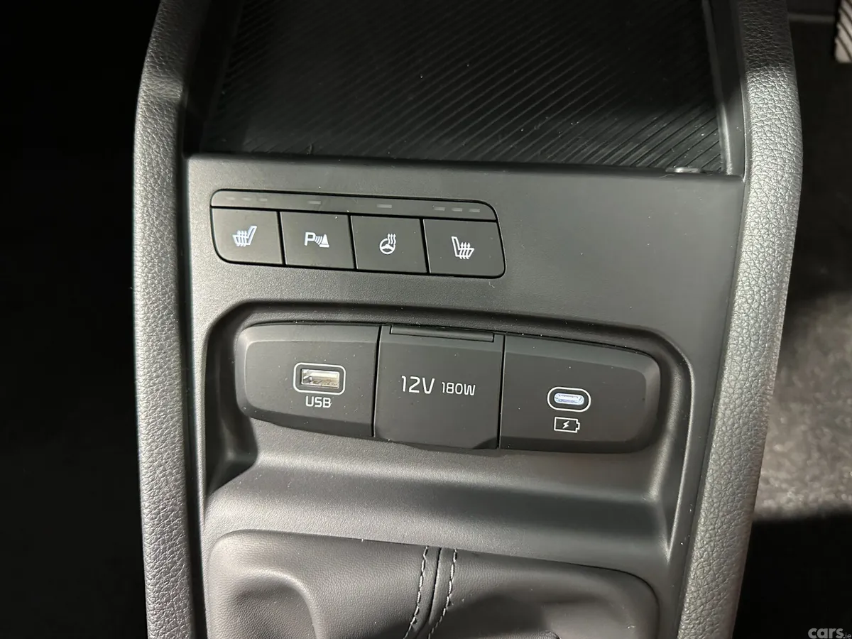 Kia Stonic Hatchback, Petrol, 2026, Blue