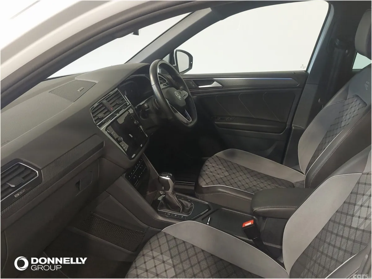 Volkswagen Tiguan Estate, Diesel, 2022, White