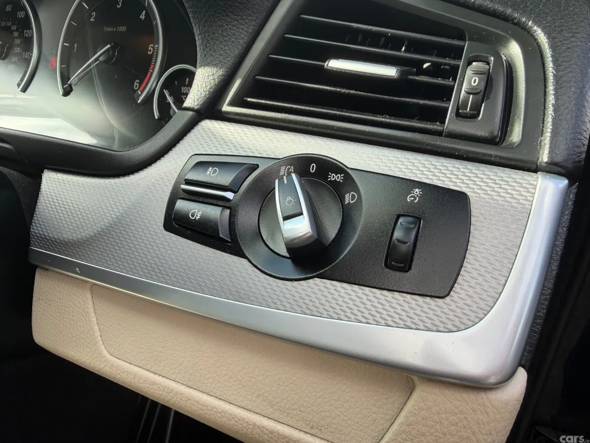BMW 5-Series Saloon, Diesel, 2015, Black