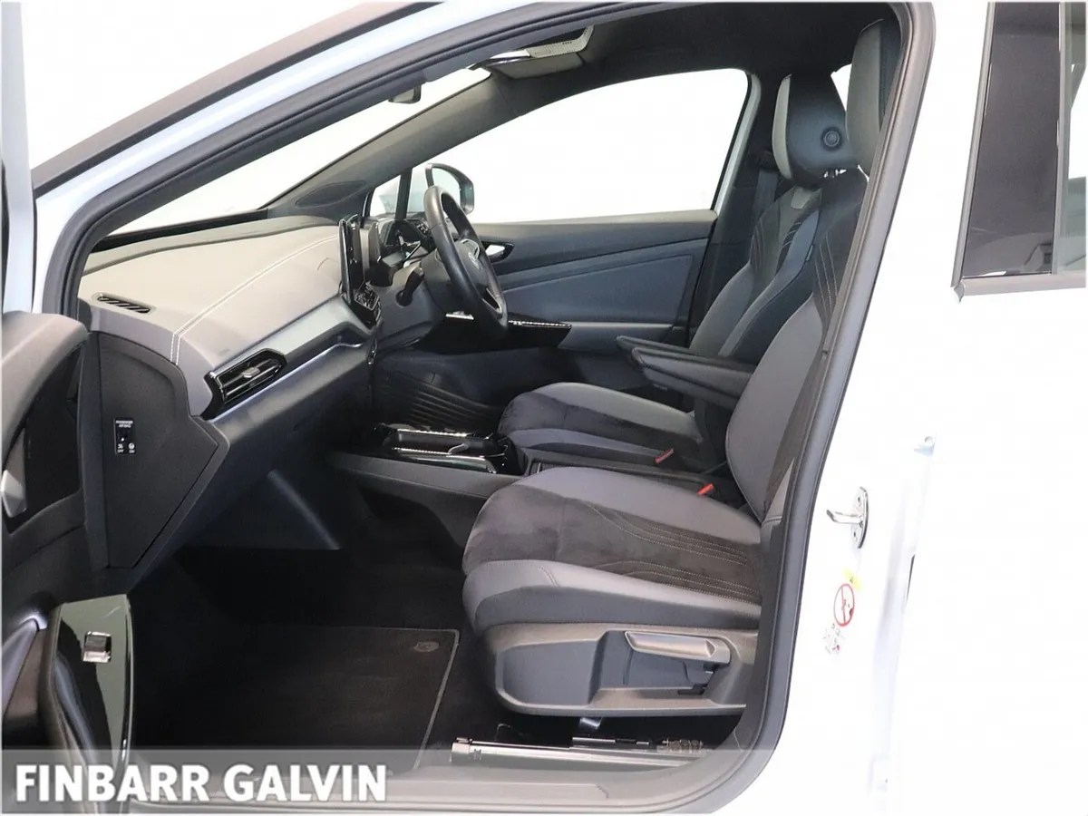 Volkswagen ID.4 Estate, Electric, 2023, White