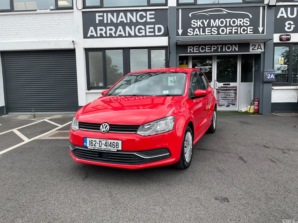 Volkswagen Polo Hatchback, Petrol, 2016, Red