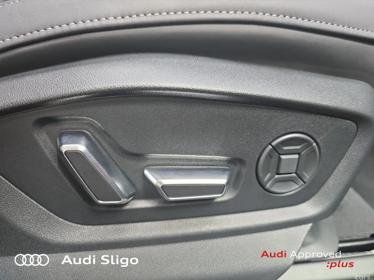 Audi Q7 SUV, Petrol Plug-in Hybrid, 2026, Blue