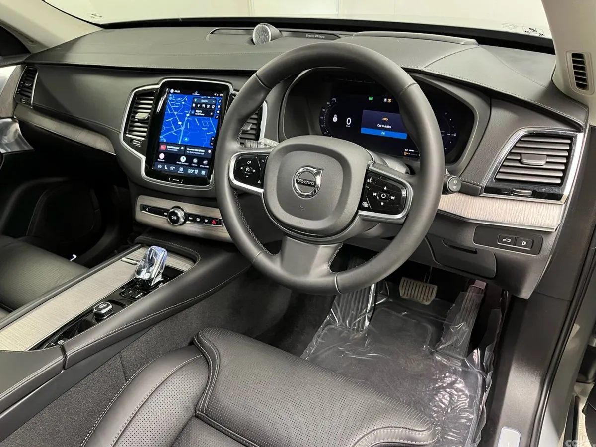Volvo XC90 SUV, Petrol Hybrid, 2024, Grey
