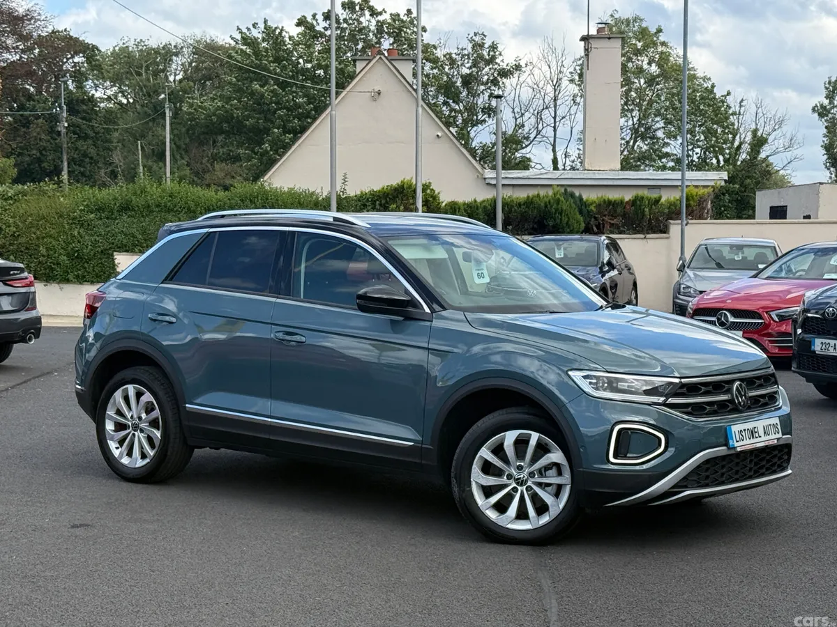 Volkswagen T-Roc SUV, Diesel, 2023, Green