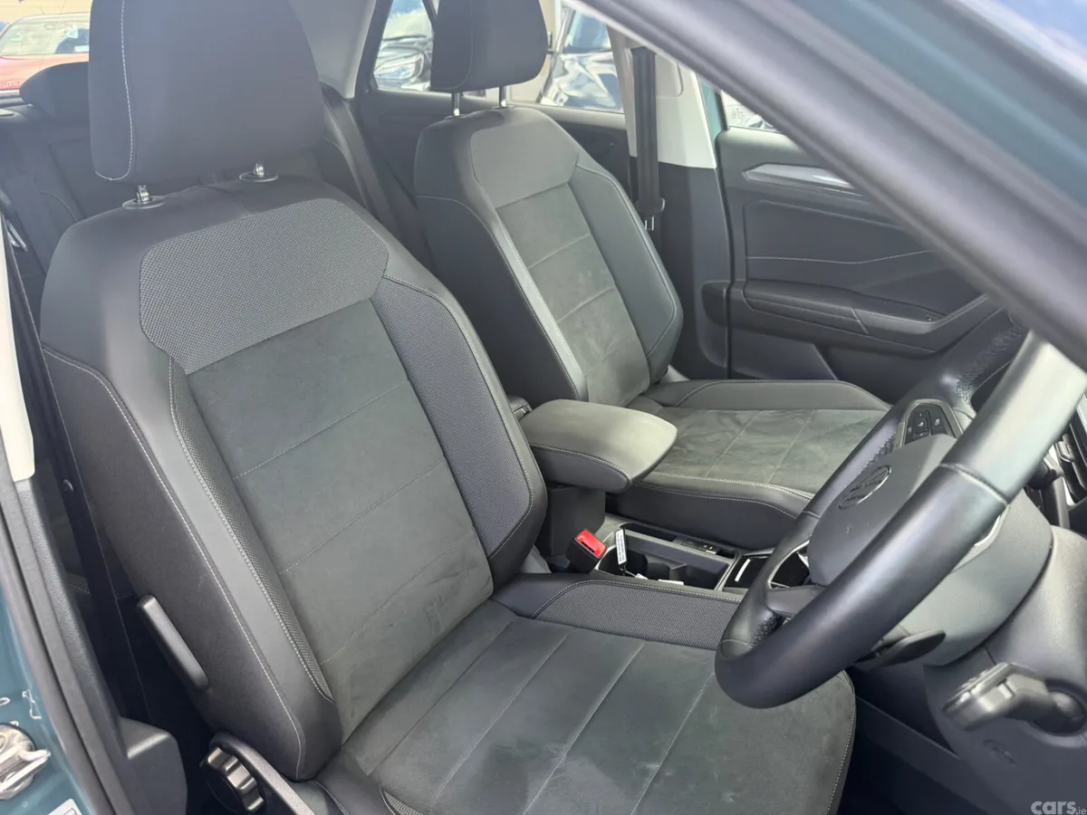 Volkswagen T-Roc SUV, Diesel, 2023, Green