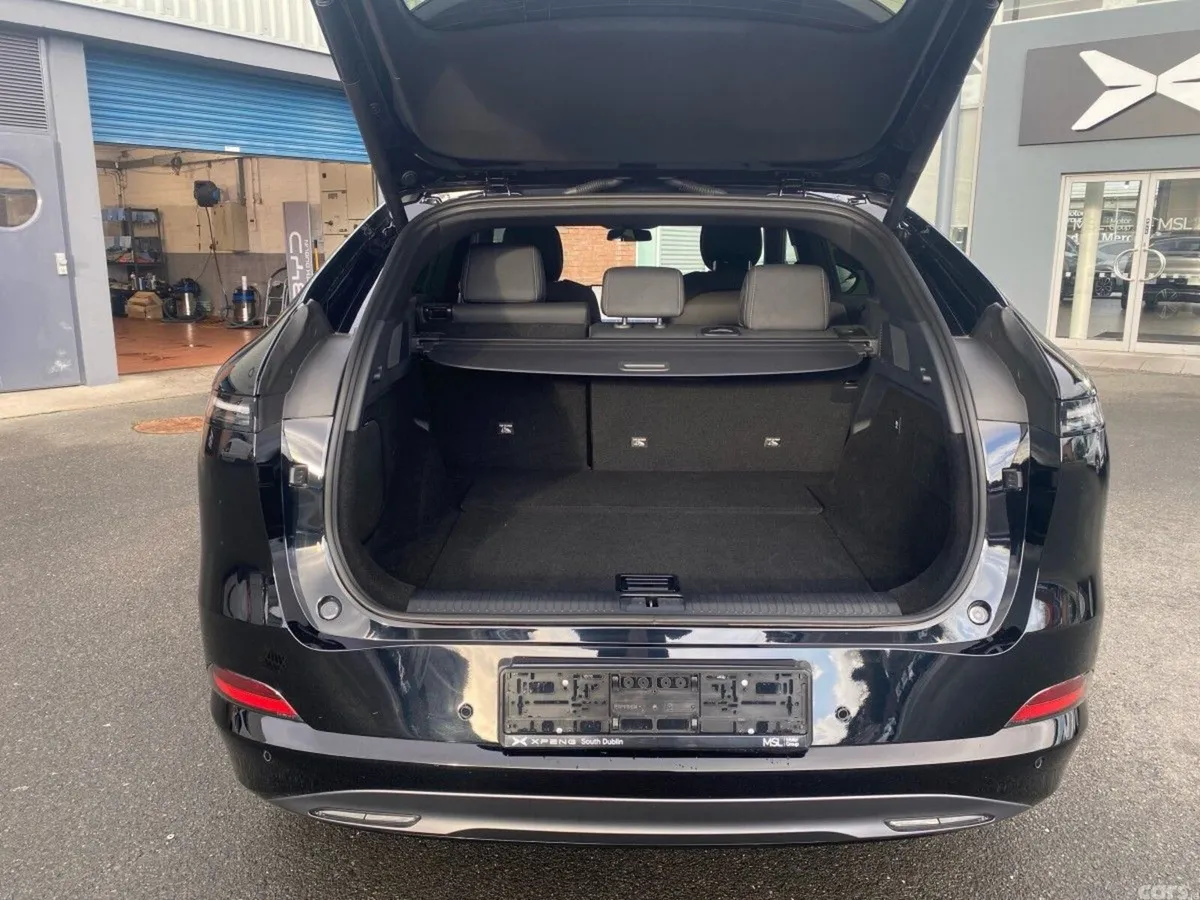 XPeng G6 Hatchback, Electric, 2026, Black