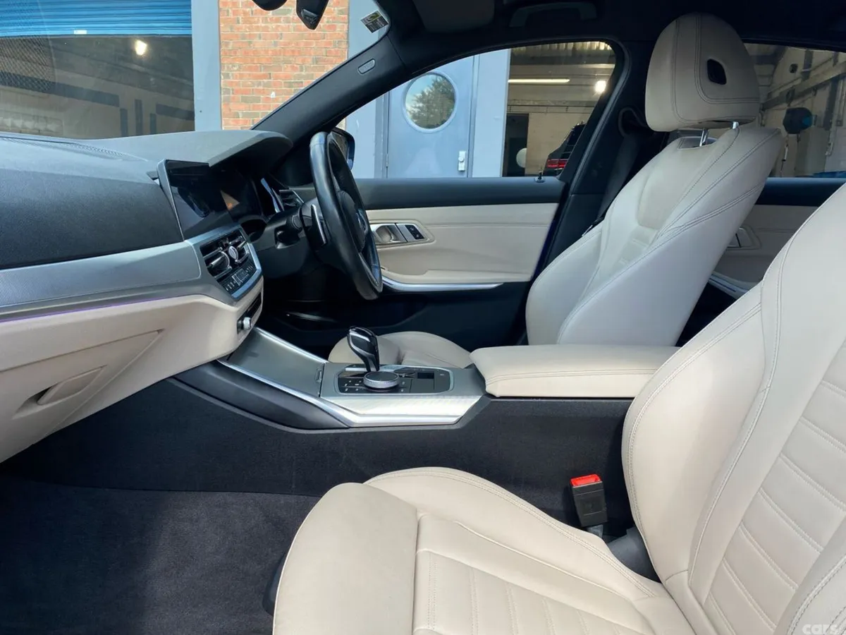 BMW 3-Series Saloon, Petrol Plug-in Hybrid, 2020, Blue
