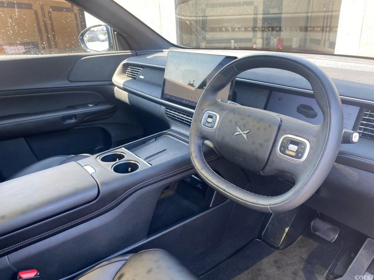 XPeng G6 Hatchback, Electric, 2025, Grey