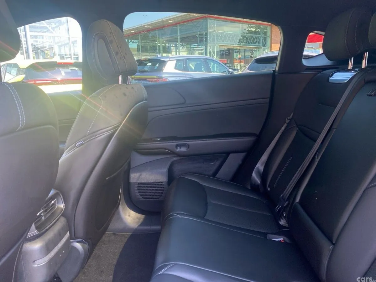 XPeng G6 Hatchback, Electric, 2025, Grey