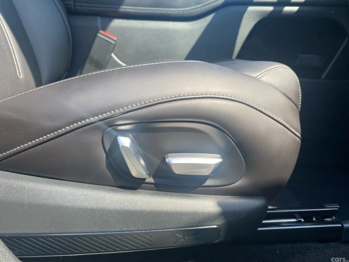 XPeng G6 Hatchback, Electric, 2025, Grey