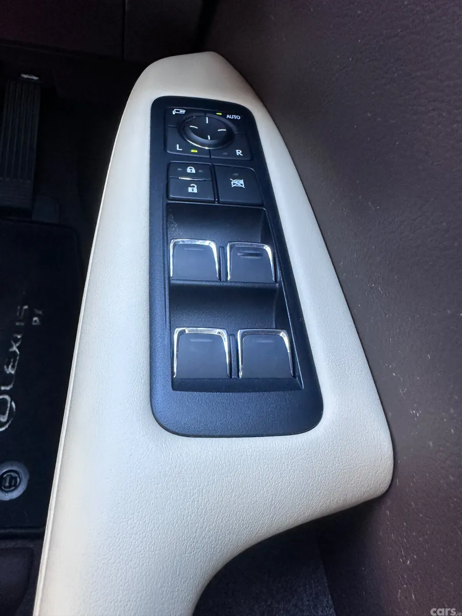 Lexus RX450H SUV, Petrol Hybrid, 2018, Grey