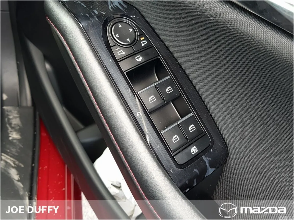 Mazda Mazda3 Hatchback, Petrol, 2026, Red