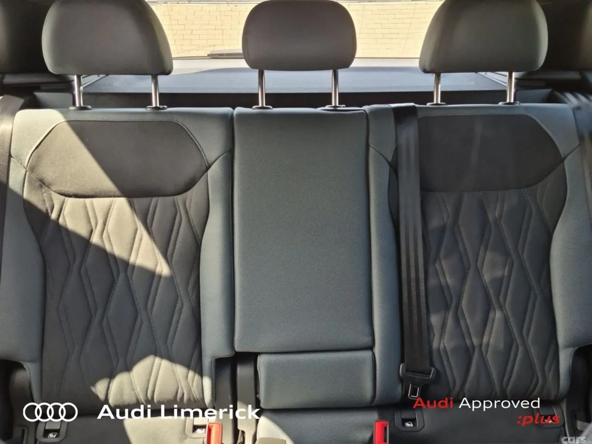 Audi Q3 SUV, Petrol Plug-in Hybrid, 2026, Black