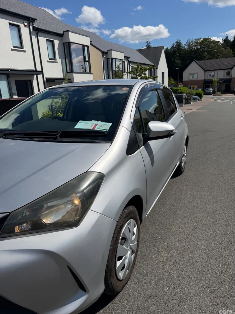 Toyota Vitz Hatchback, Petrol, 2016, Silver