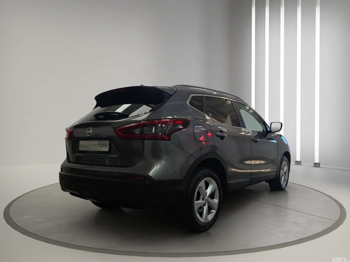 Nissan Qashqai MPV, Petrol, 2020, Grey