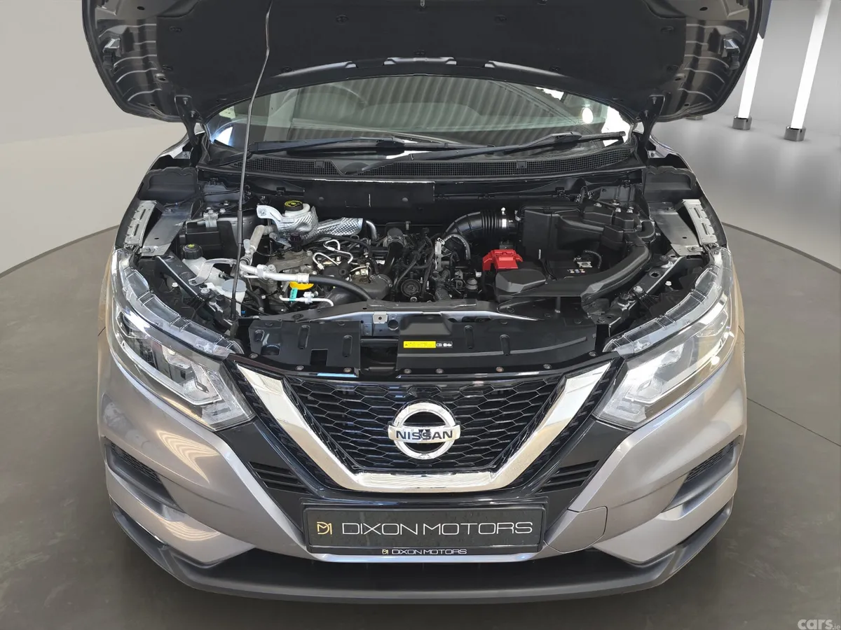 Nissan Qashqai MPV, Petrol, 2020, Grey