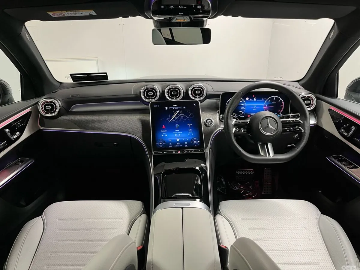 Mercedes-Benz GLC SUV, Diesel Hybrid, 2024, Grey