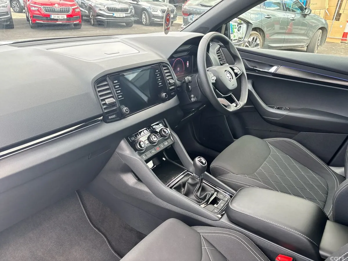 Skoda Karoq Estate, Diesel, 2024, Grey