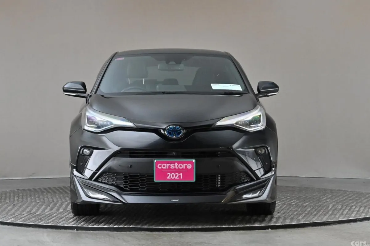 Toyota C-HR SUV, Petrol Hybrid, 2021, Black