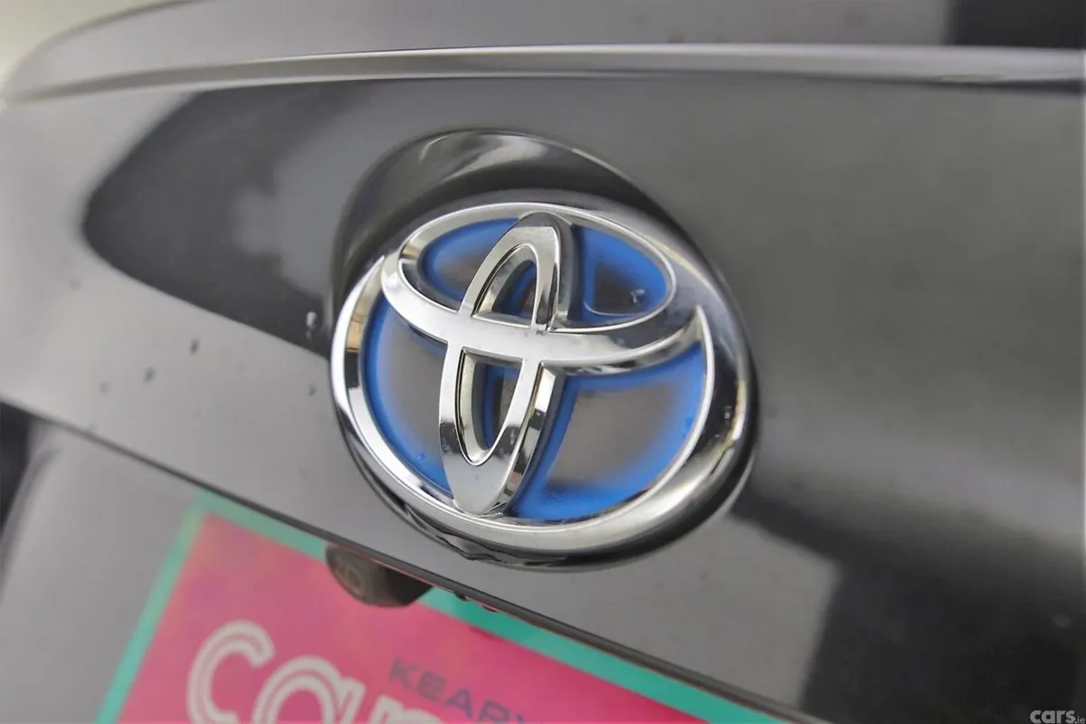Toyota C-HR SUV, Petrol Hybrid, 2021, Black