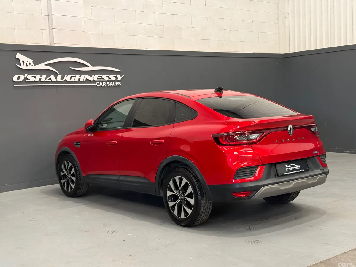 Renault Arkana Hatchback, Petrol, 2022, Red