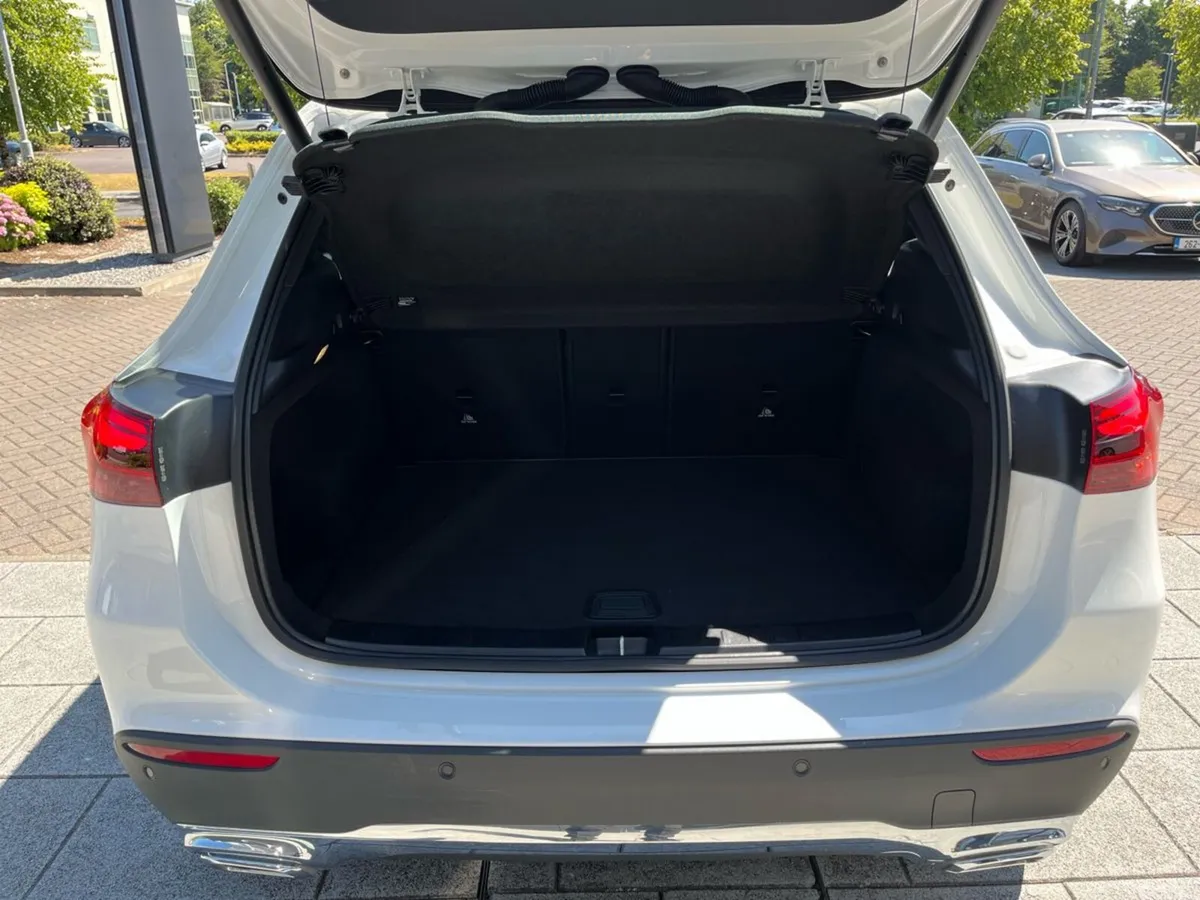 Mercedes-Benz GLA SUV, Diesel, 2025, White