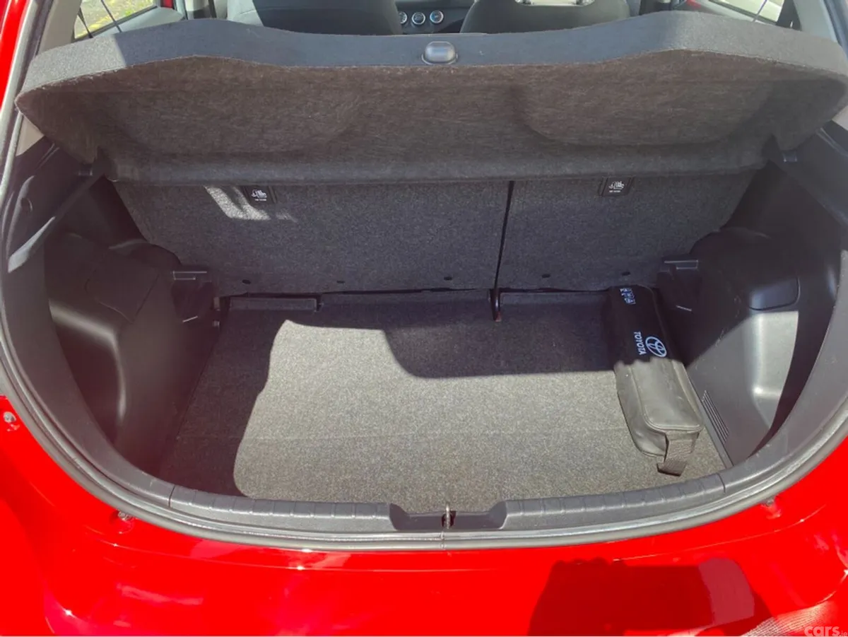 Toyota Yaris 1.0 LUNA 4DR, Ranelagh