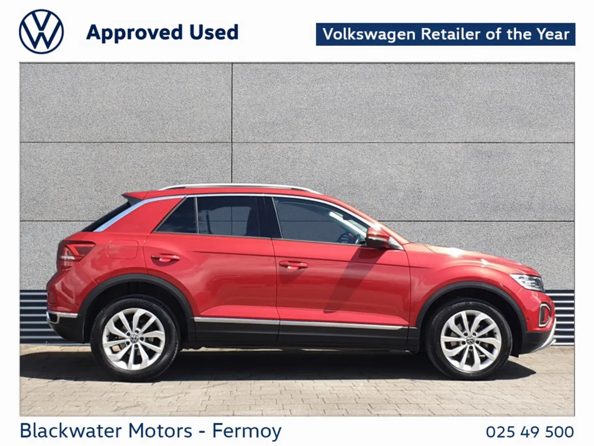 Volkswagen T-Roc SUV, Petrol, 2023, Red