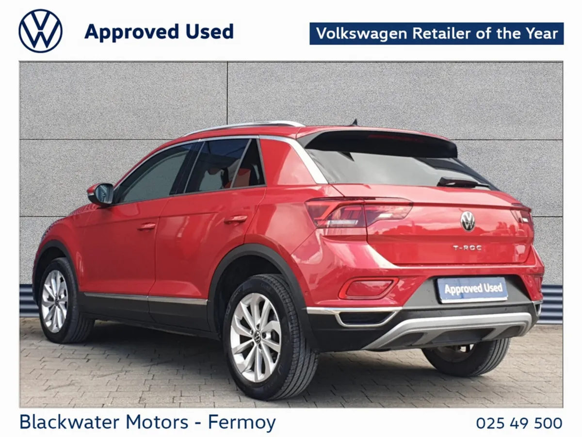 Volkswagen T-Roc SUV, Petrol, 2023, Red