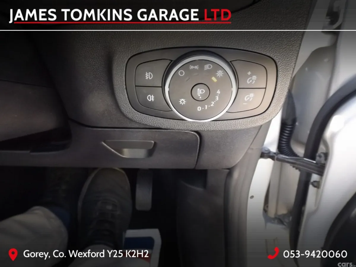 Ford Fiesta Hatchback, Petrol, 2023, Grey