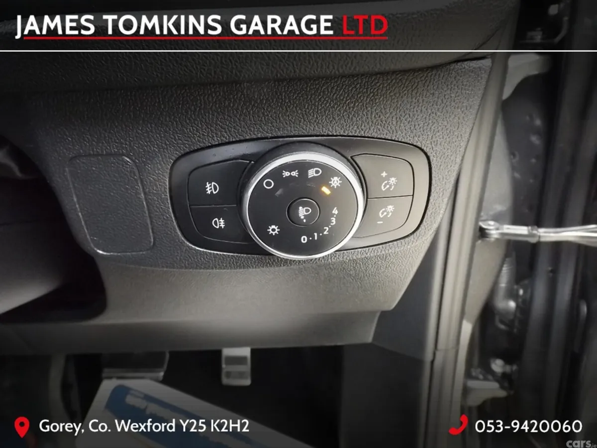 Ford Focus Hatchback, Diesel, 2023, Grey