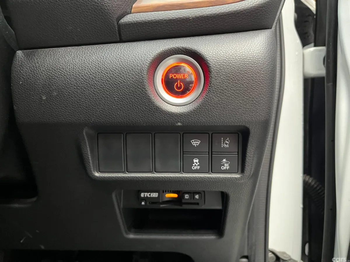 Honda CR-V SUV, Petrol Hybrid, 2019, White