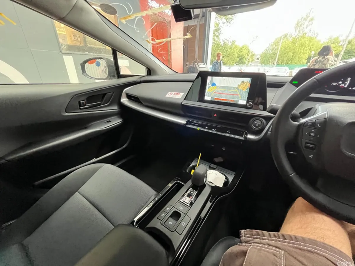 Toyota Prius Estate, Petrol, 2025, Silver