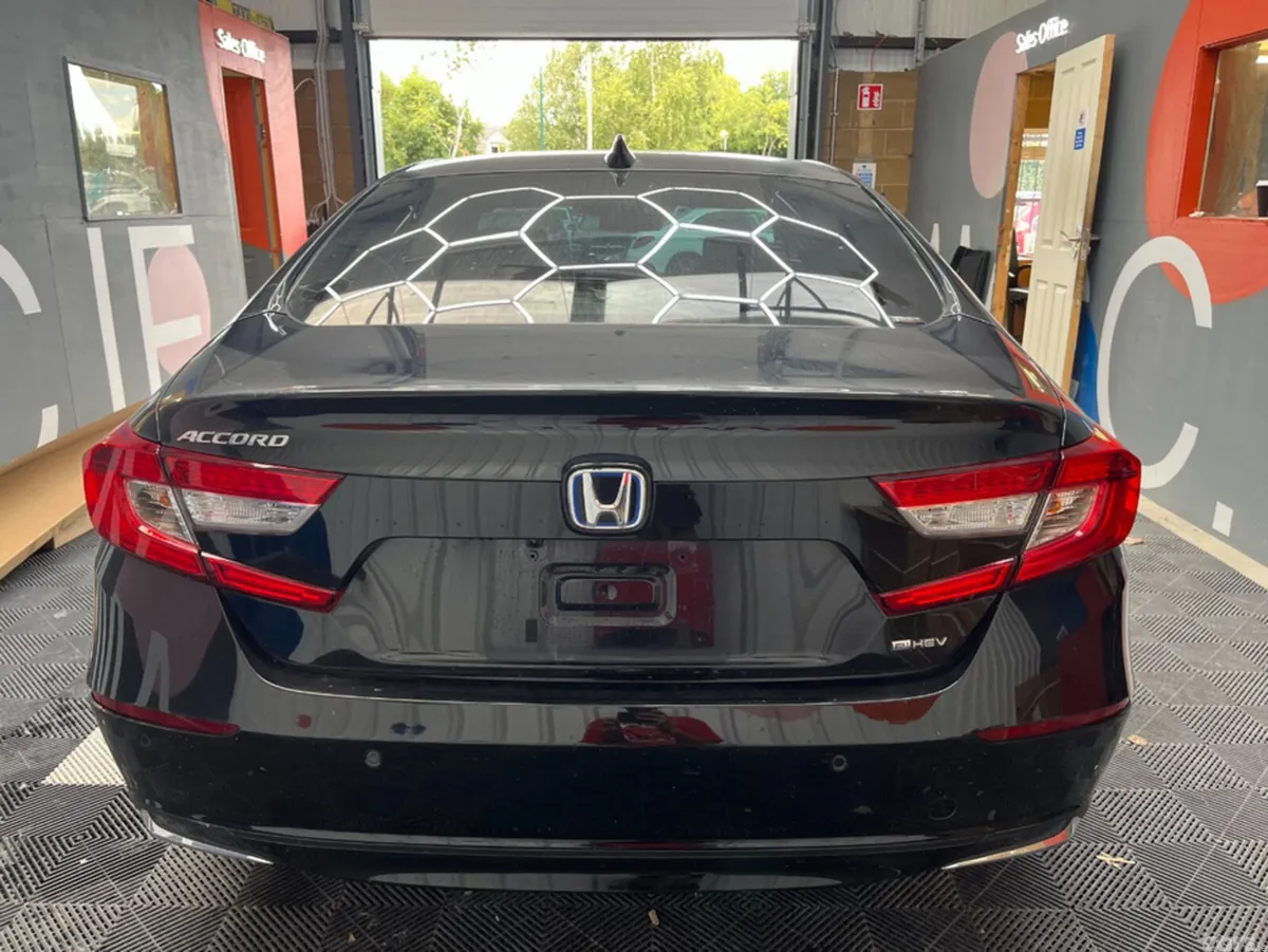 Honda Accord Saloon, Petrol Hybrid, 2022, Black