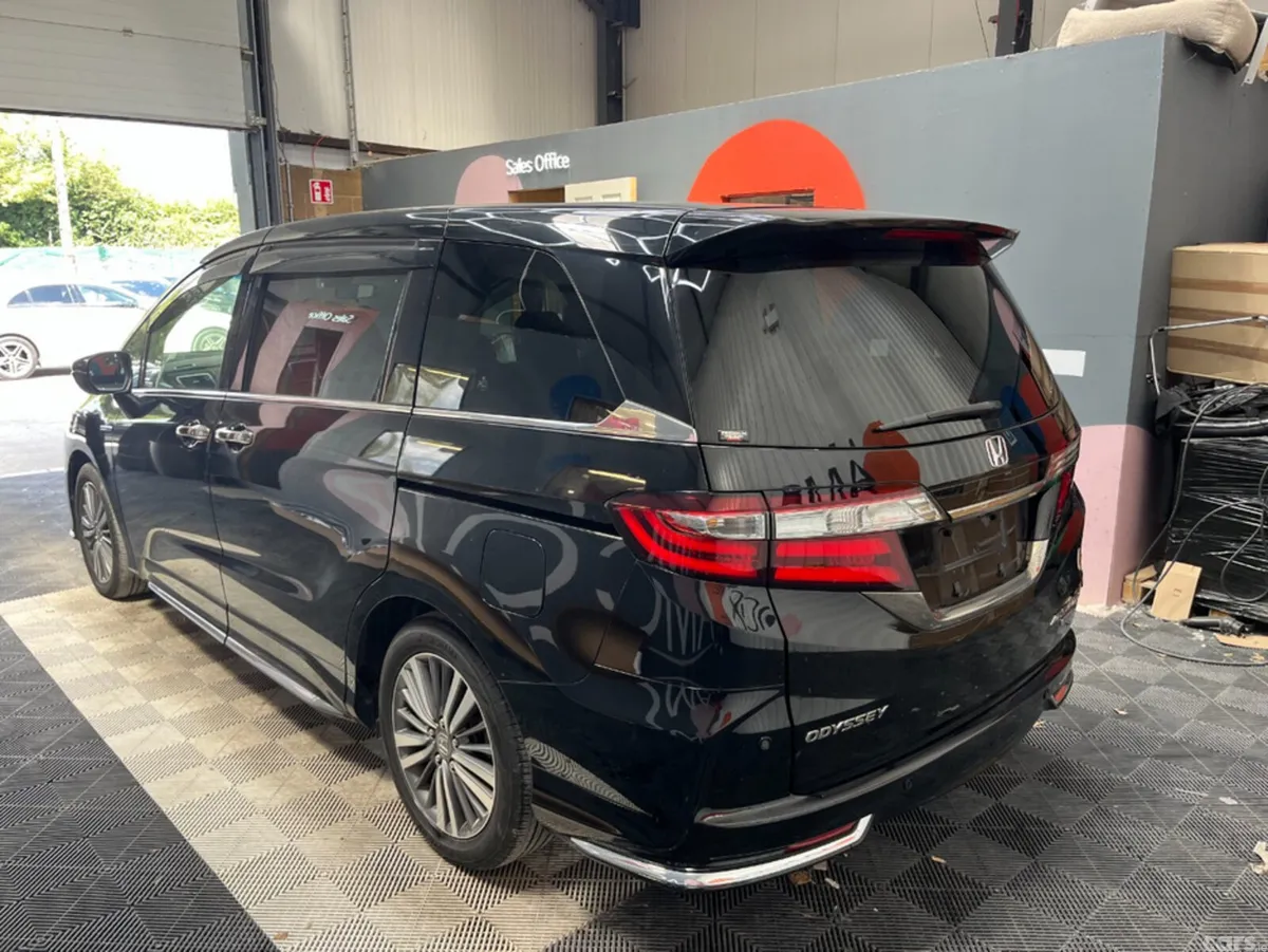 Honda Odyssey SUV, Petrol Hybrid, 2019, Black